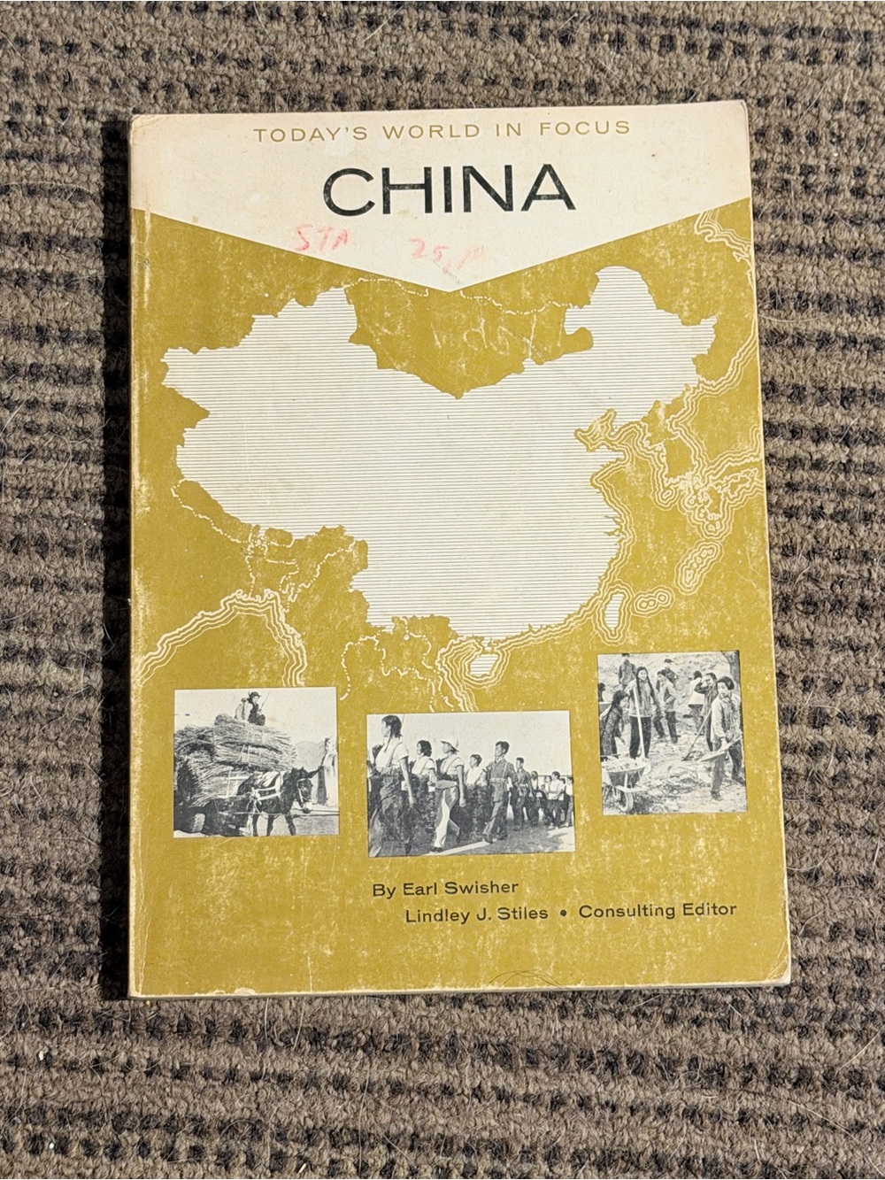 Vintage China Travel Guide Book – Yellow Cover